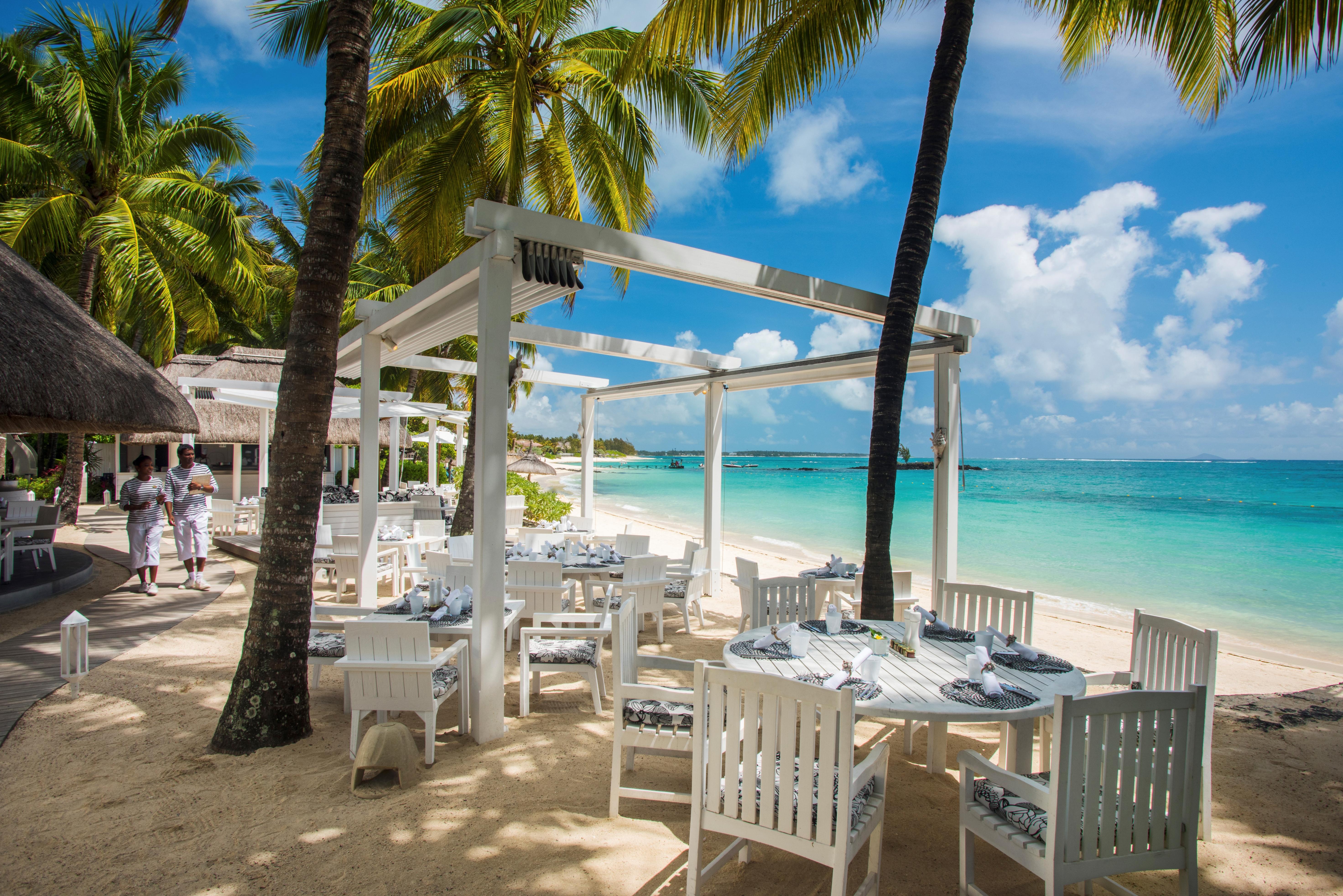 Constance Belle Mare Plage Exterior photo Beachfront dining at Sandals South Coast