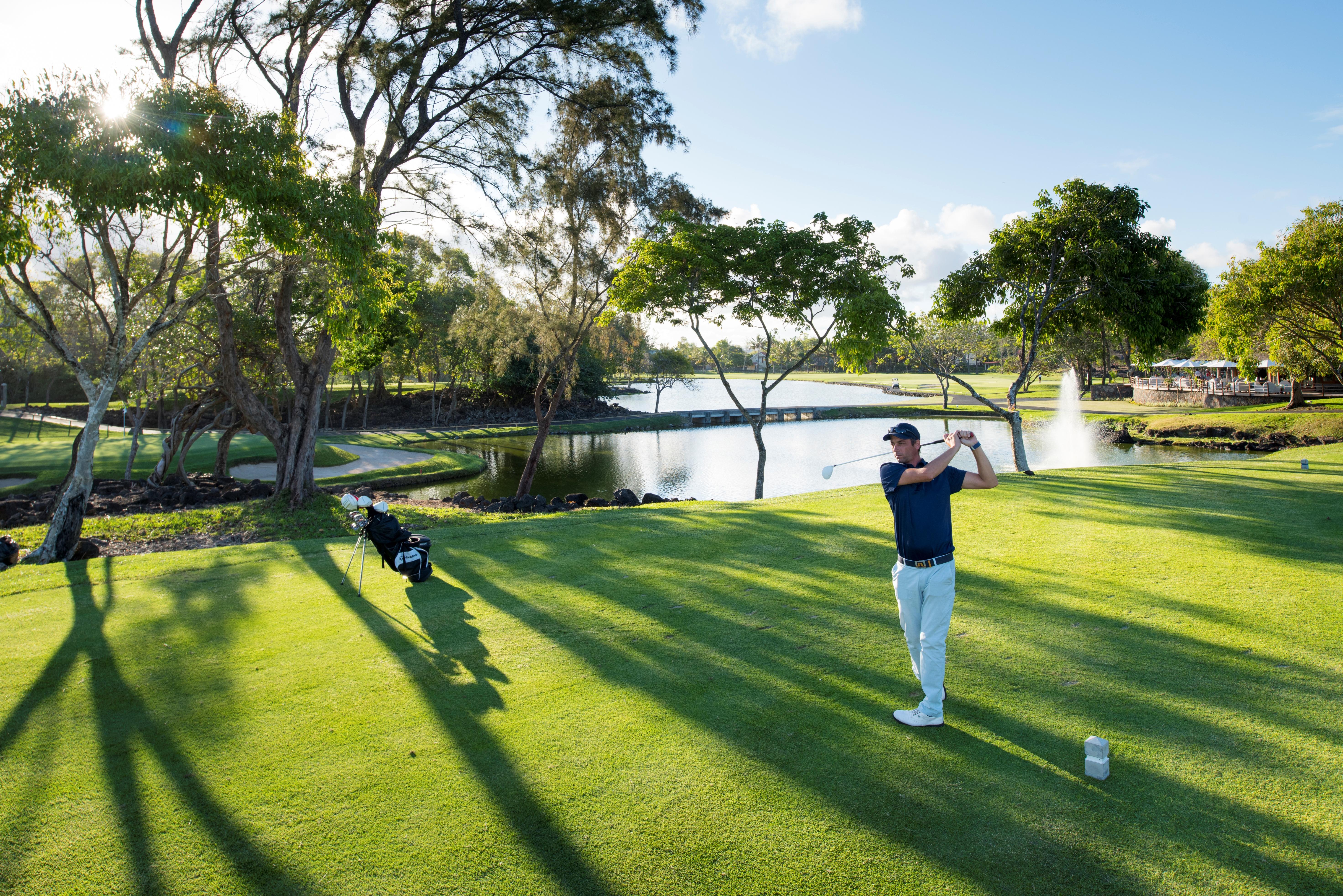 Constance Belle Mare Plage Exterior photo Golf at the Sanctuary Cove Resort